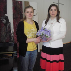 28.02.2010 Senine ülistusjuht annab ameti üle